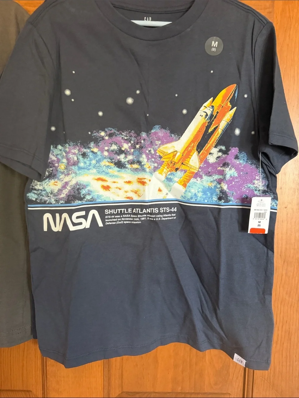 Graphic short sleeve tshirts. Star Wars & space/NASA, M/8